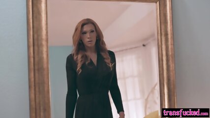 Redhead Teen Meets A Beautiful Shemale Through A Mirror free video